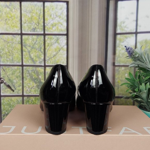 JUSTFAB MOORE CLASSIC LOAFER PUMP (8) - Picture 9 of 16